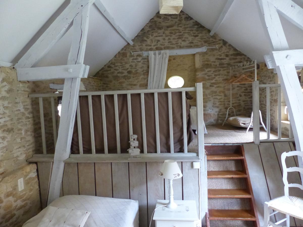 Chambres D'Hotes Les Boudines Saint-Germain-de-Belves Номер фото